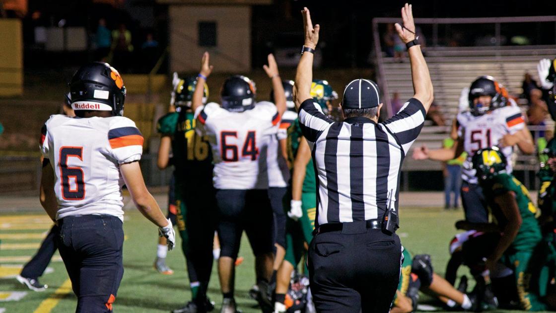 Taos Tigers football rising stars begin to shine in victory over Los Taos Tigers football rising stars begin to shine in victory over Los