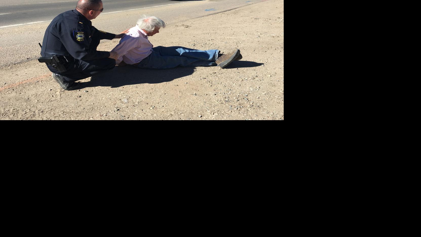 pic Jeff Northrup Taos officials signs violate code local