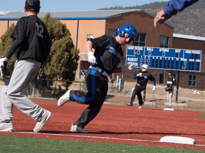 Noah Rael Questa clears Mesa Vista in district doubleheader | Baseball | taosnews.com