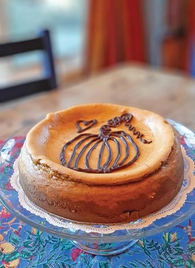 Pumpkin Cheesecake An Easy Alternative To Pie Food And Drink Taosnews Com
