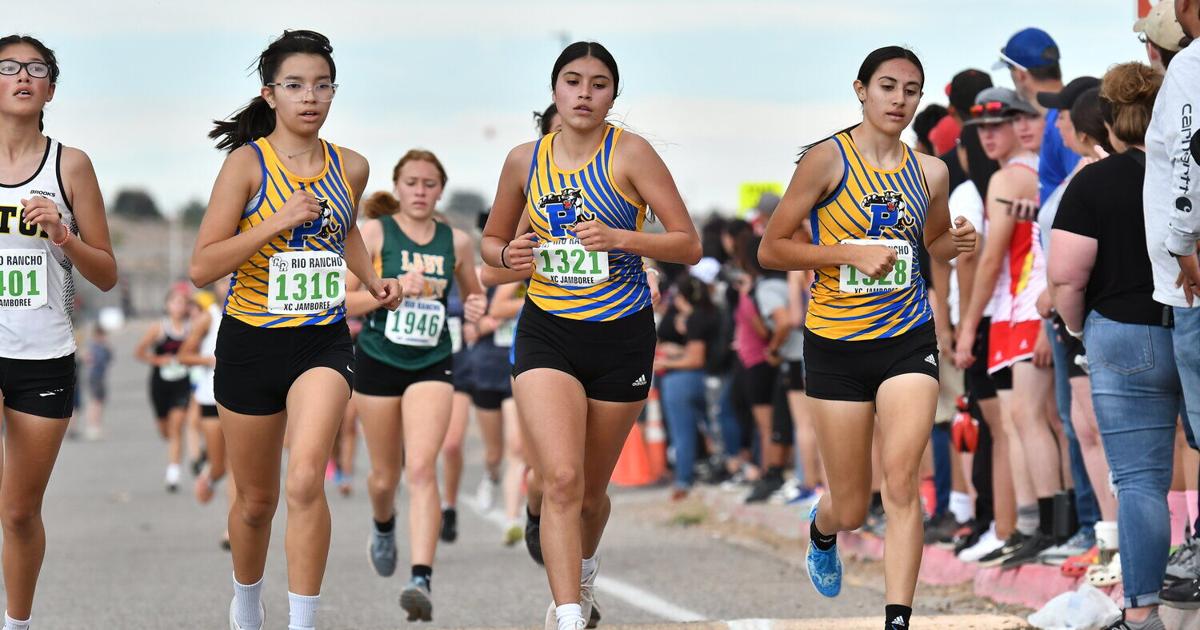 Lady Panthers jam at Rio Rancho Jamboree Running
