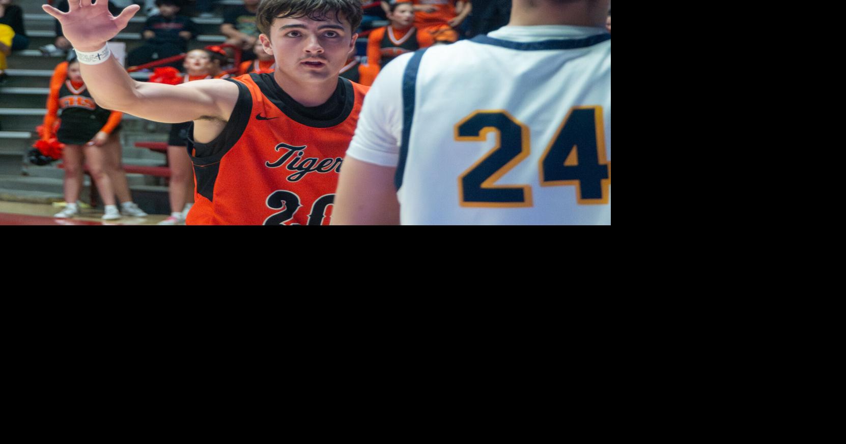 Taos falls to Highlands | Basketball | taosnews.com