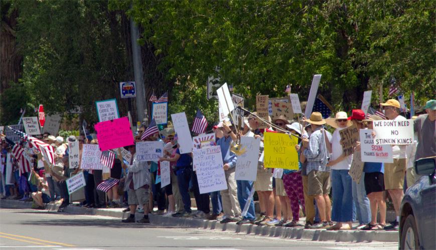 MAIN_July4Protest04_rr250710.jpg
