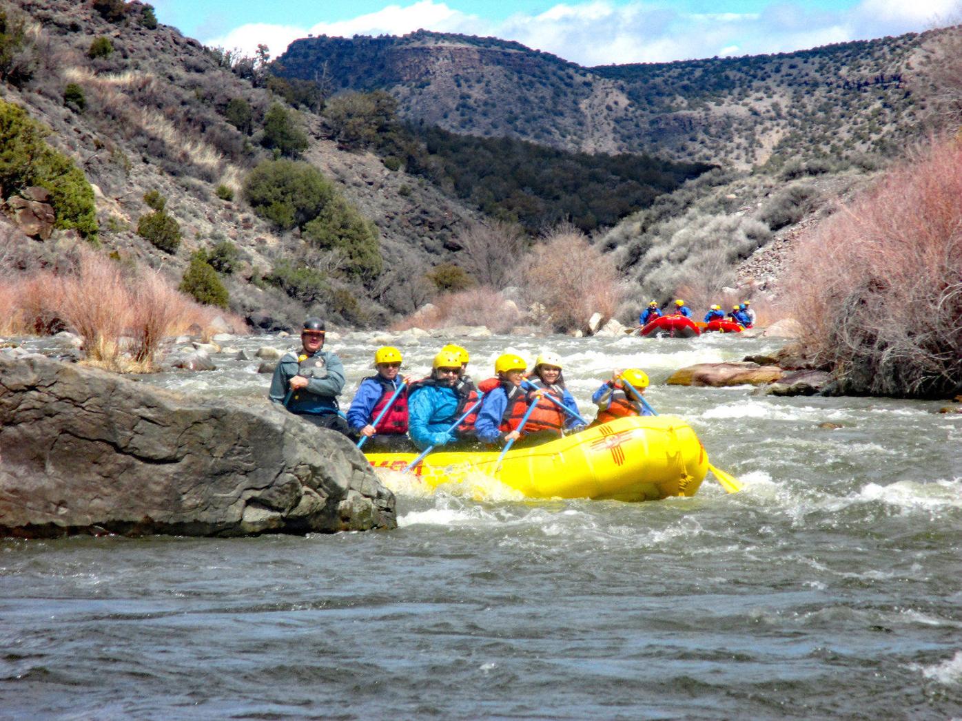 River Rafting Feel The Pulse Of The Río Grande Great Outdoors 