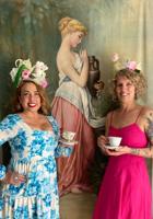 Mad Hatters and (not so) English tea parties