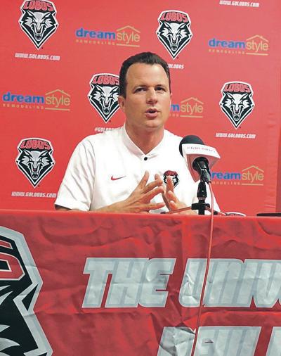 Unm S Weir Social Media Has Been A Game Changer For Athletes Basketball Taosnews Com