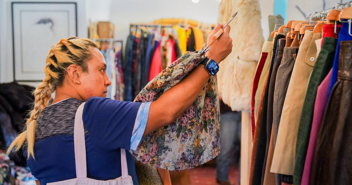New vintage clothing store on Kit Carson Road combines classic, fun styles | Business New vintage clothing store on Kit Carson Road combines classic, fun styles | Business