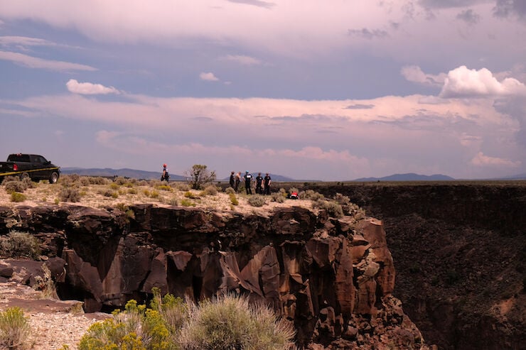 Man Dies After Falling From Cliff At Rio Grande Gorge News Taosnews Com