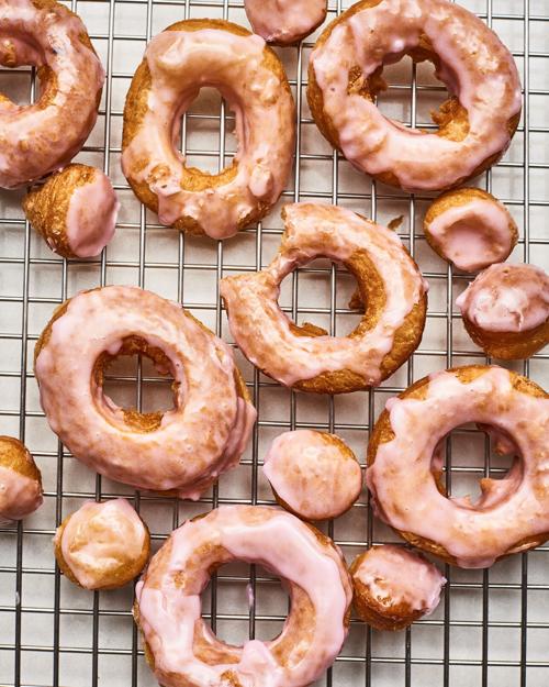 entree-doughnuts-20210215