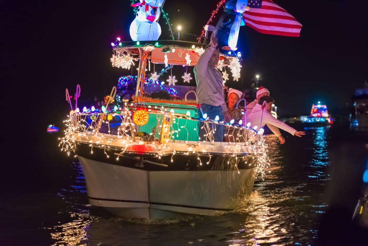 Route Christmas Boat Parade Treasure Island 2022 Pinellas Boaters Head To The Water To Celebrate Holidays | Beaches |  Tbnweekly.com