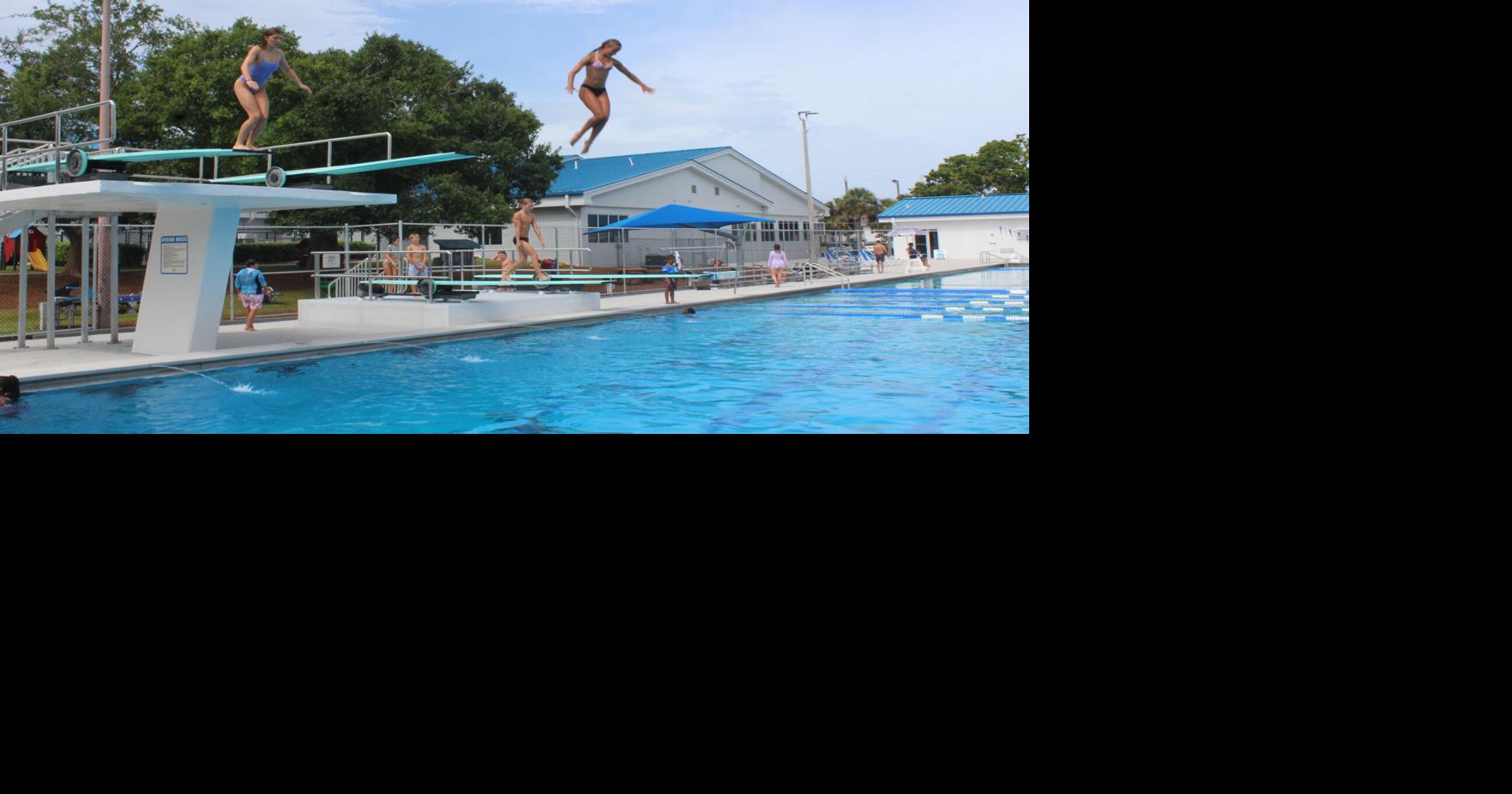 Largo makes big splash with Southwest Rec pool reopening