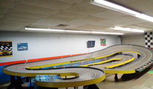 Fast Eddie s introduces slot car racing to Pinellas Park