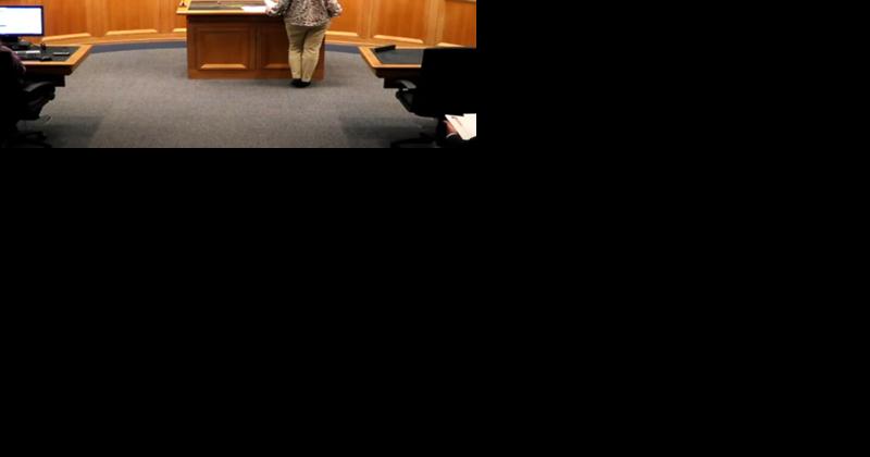 Pinellas County commission kicks renter's bill of rights back to staff | Pinellas County - Vimarsana News