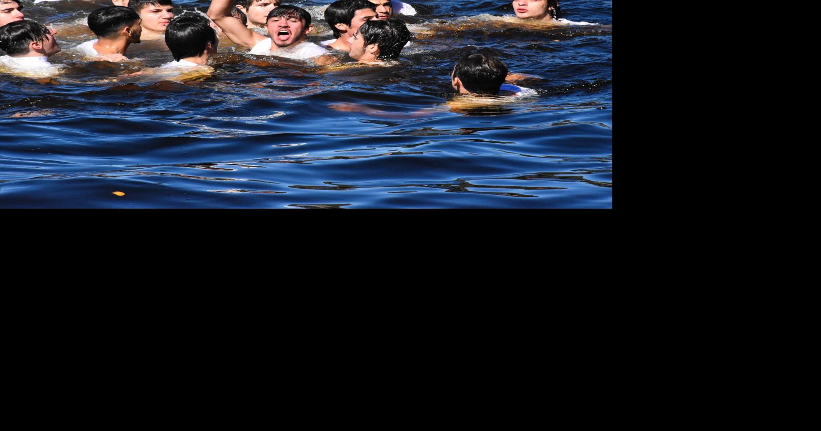 Thousands flood Tarpon Springs to celebrate Epiphany North County