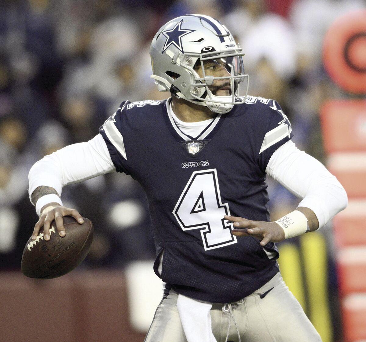 Prescott shrugs off picks for Cowboys' playoff visit to Bucs