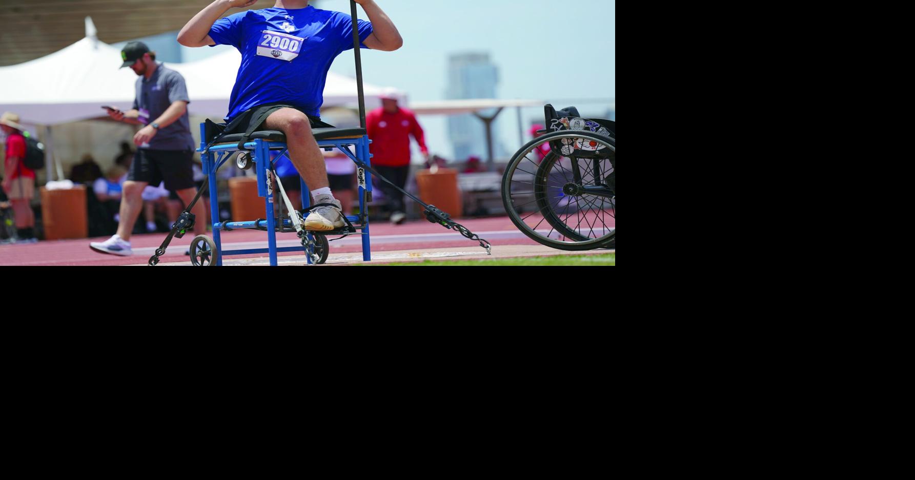 Jarrell's Hernandez overcomes cancer amputation to earn state meet medal