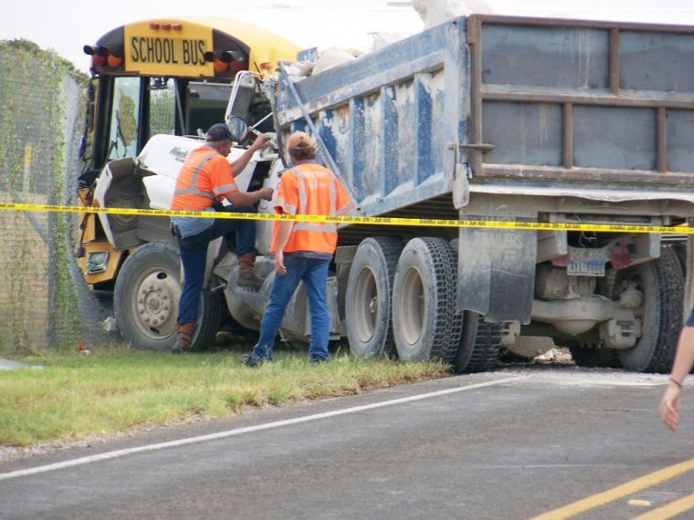 School bus, dump truck hit head-on | News | www.bagssaleusa.com