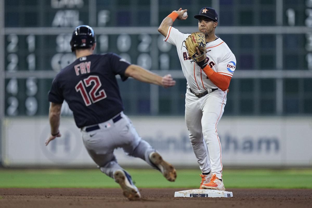 McCormick homers twice to give Astros 3-2 win over Guardians