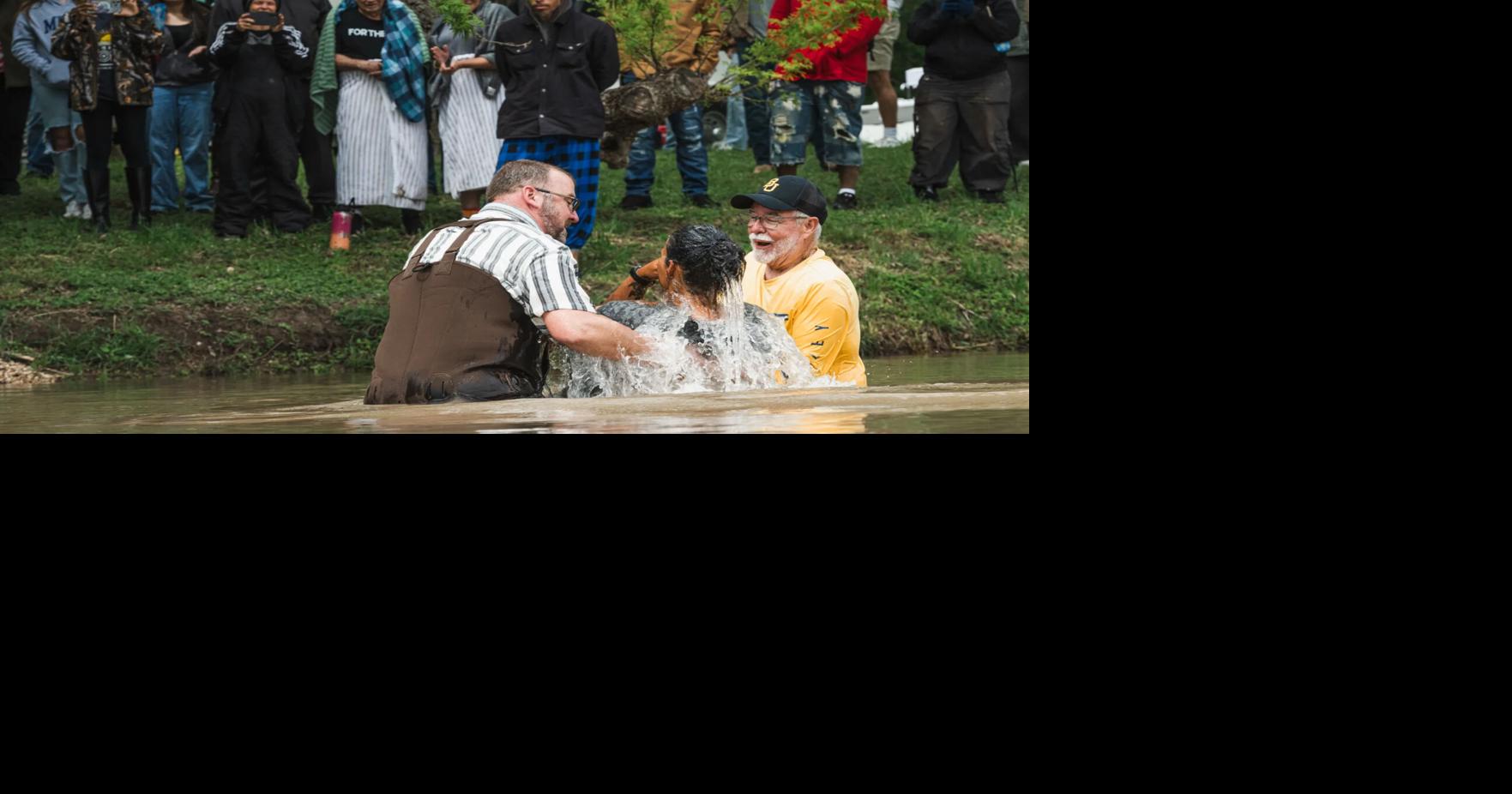 After 1,700 Sundays preaching outside and under bridges, a Central ...