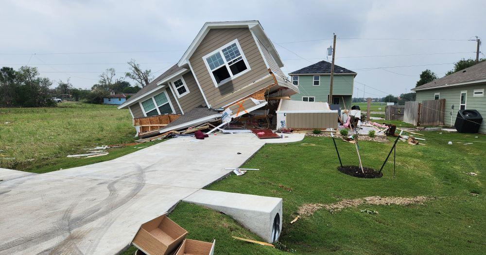 'Just trying to stay cool': Temple residents try to recover from destructive storm | News - Vimarsana News