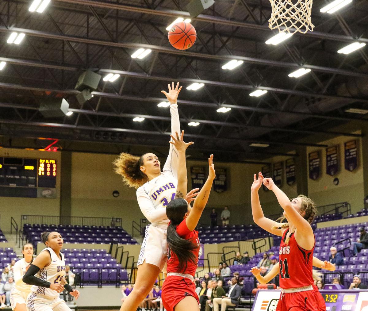 Umhb Women Soar Past Sul Ross State Crusaders Fall Short Sports