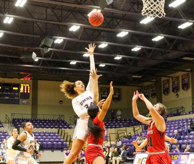 Umhb Women Soar Past Sul Ross State Crusaders Fall Short Sports