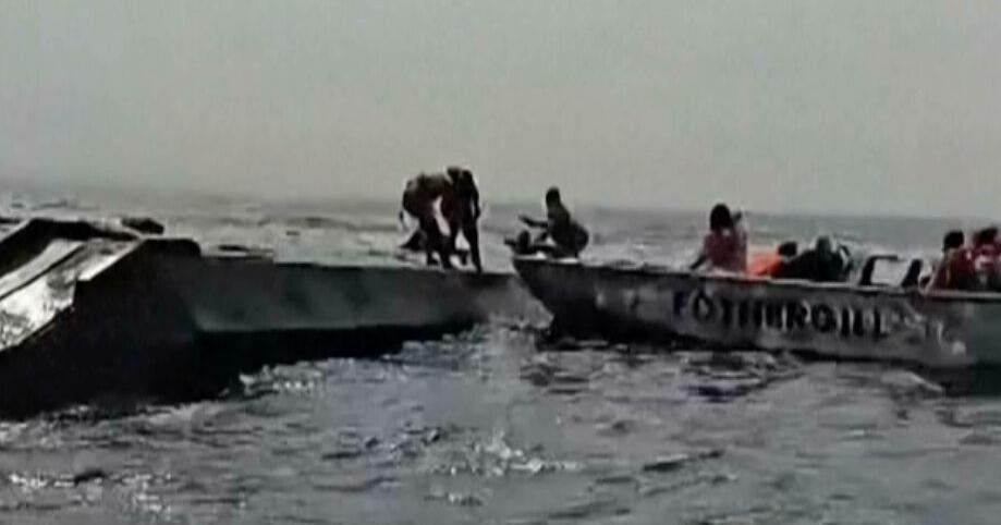 Survivors describe pleading to turn back before ferry capsized on Zimbabwe lake and killed 44 | Nation World