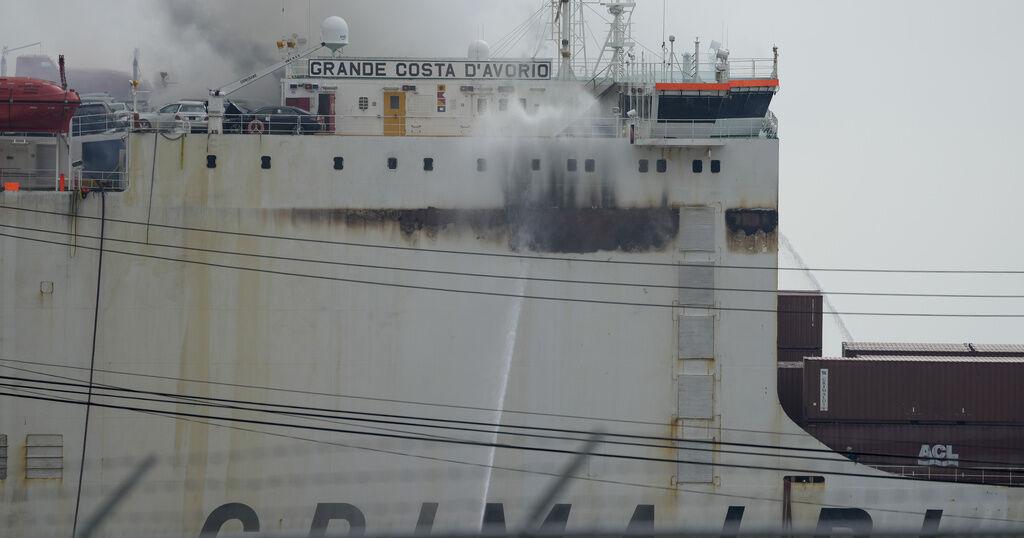 Fatal fire still burns on cargo ship in New Jersey, raising questions about response capability - Vimarsana News