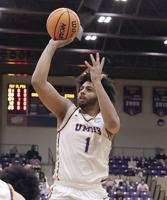 No. 17 UMHB bows out against No. 2 CNU in Sweet 16