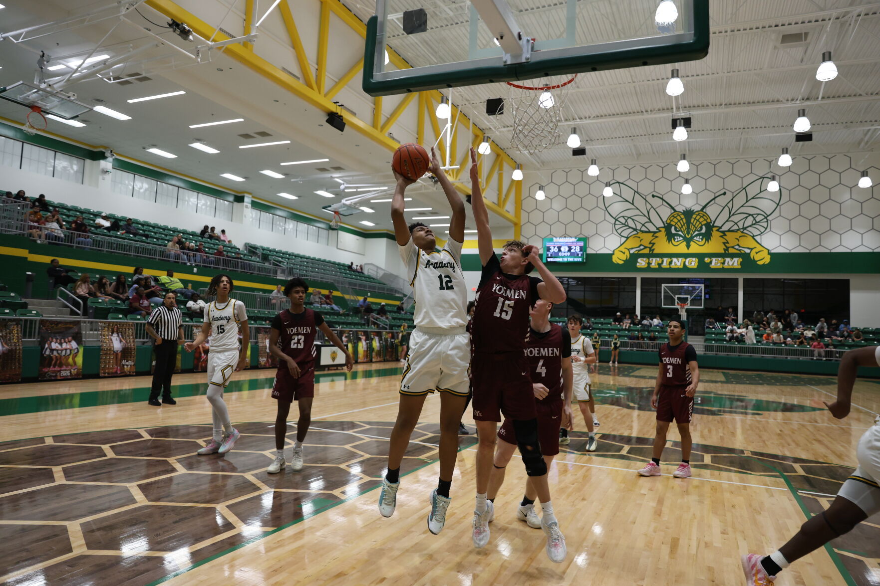 Bees sting Yoemen: Academy topples Cameron Yoe in District 19-3A finale ...