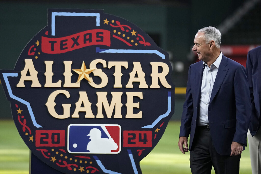 Friday newsletter time: Rangers unveil Texas-themed logo for 2024