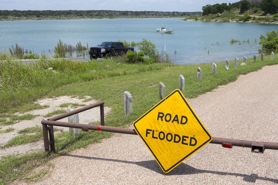 Lake Belton finally full Flooding causing closures at area lake parks