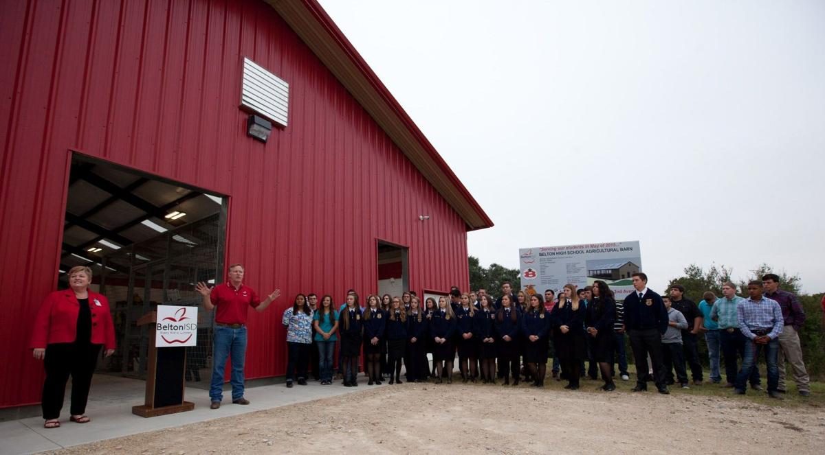 Belton ISD dedicates new Ag barn | News | 0