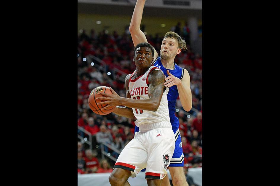 Nc State Men S Basketball Seeks 2 0 Start Sports