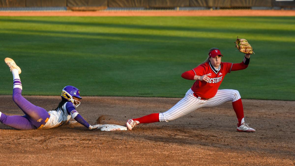 No. 11 LSU blows past La. Tech in midweek matchup