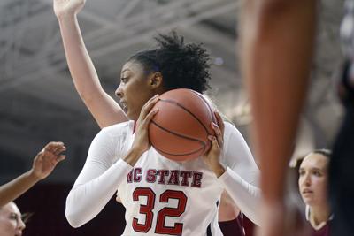 Women S Basketball Looks To Pick Up First Win Over Ranked Opponent