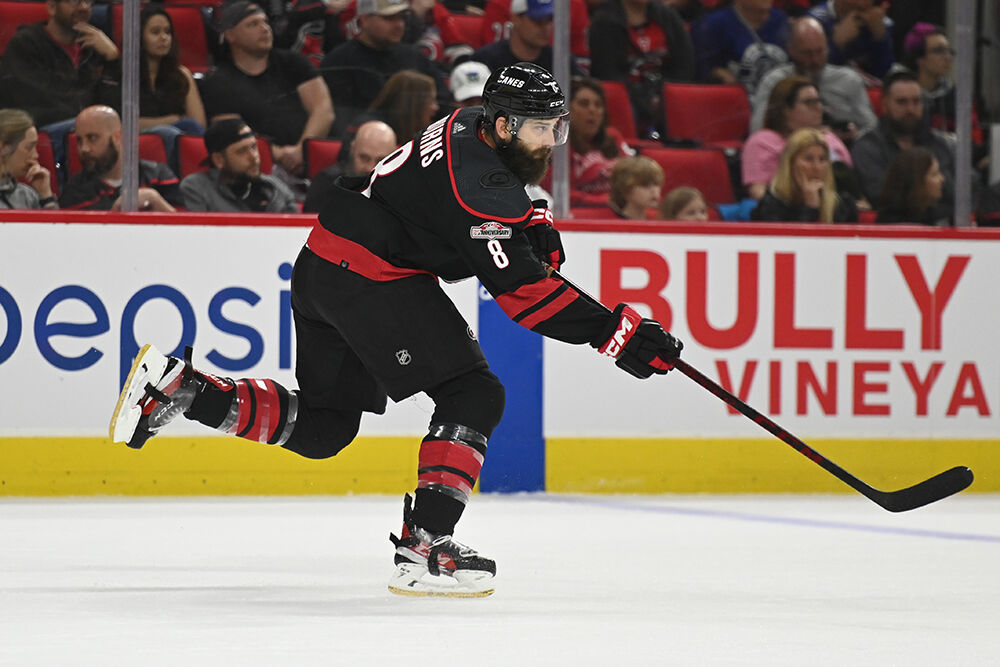 NHL: Carolina Hurricanes beat Florida Panthers 6-4 to win Metropolitan  Division