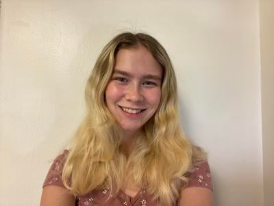Lauren Richards Headshot