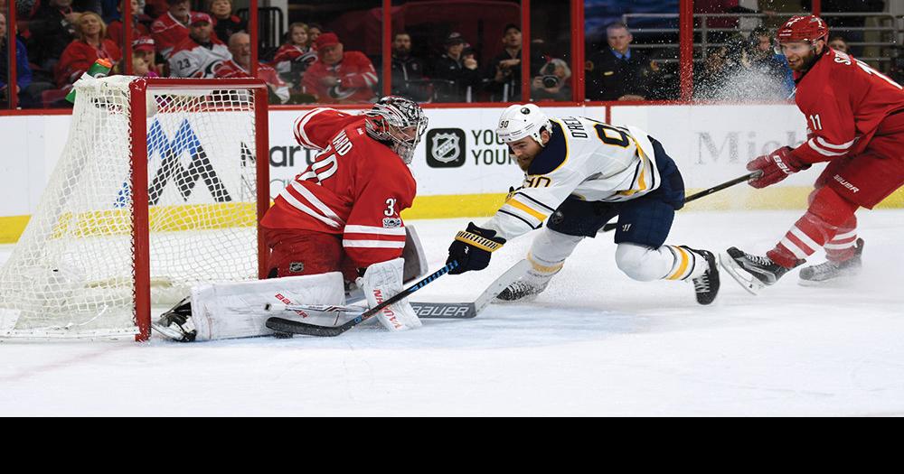 Cam Ward signs one-day contract so he can retire with Hurricanes