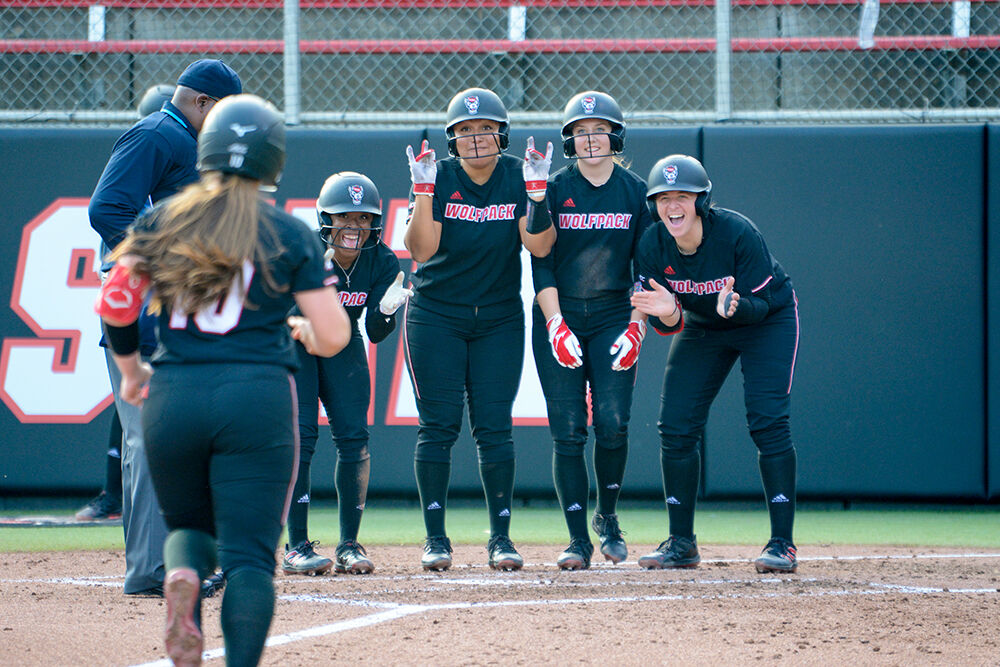 WholeHogSports - NC State packs a punch after pitching change