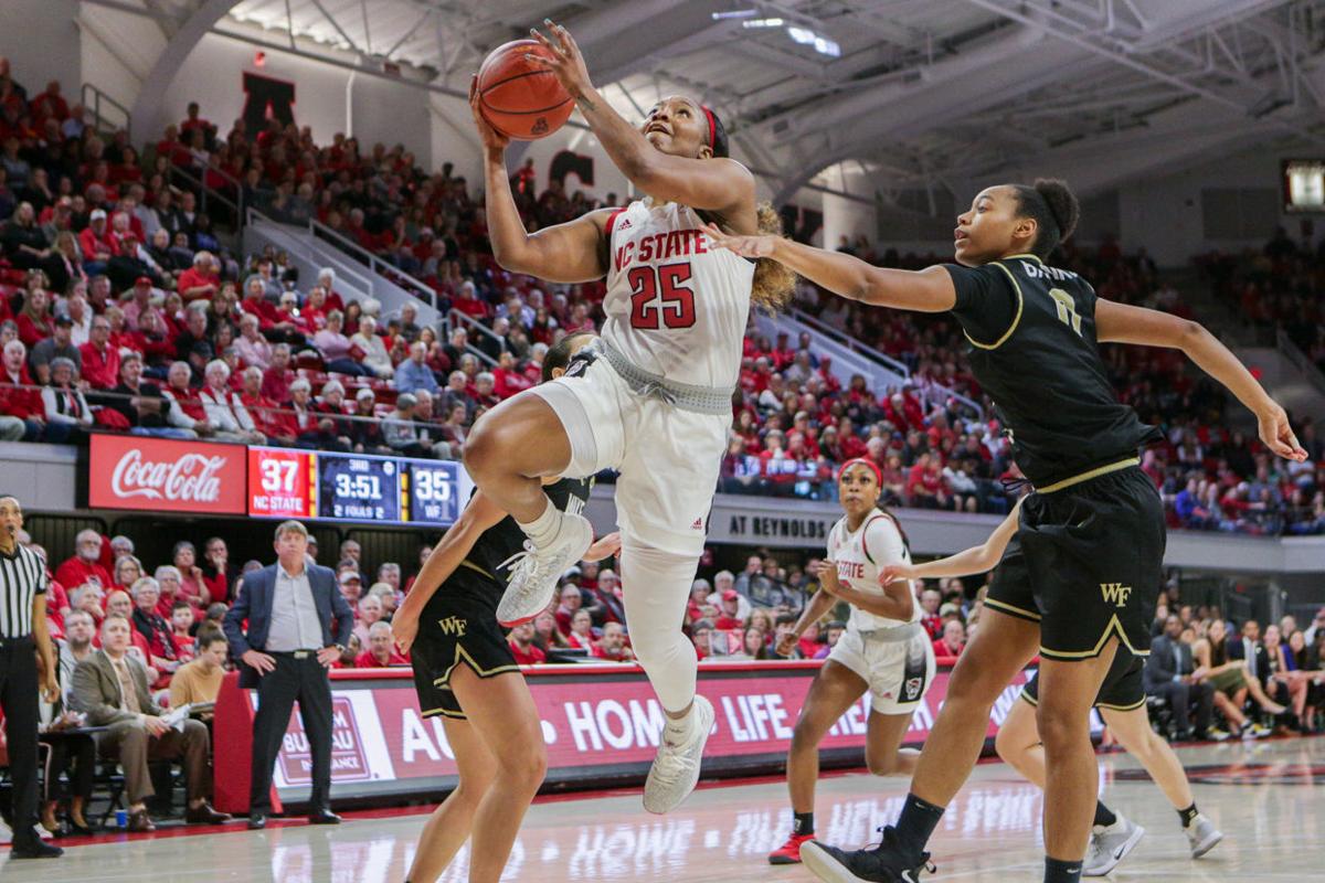 Women S Basketball Survives Poor Shooting Day Behind Kayla Jones