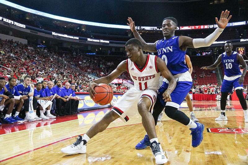Pack Men S Basketball Steam Rolls Knights In First Exhibition Game