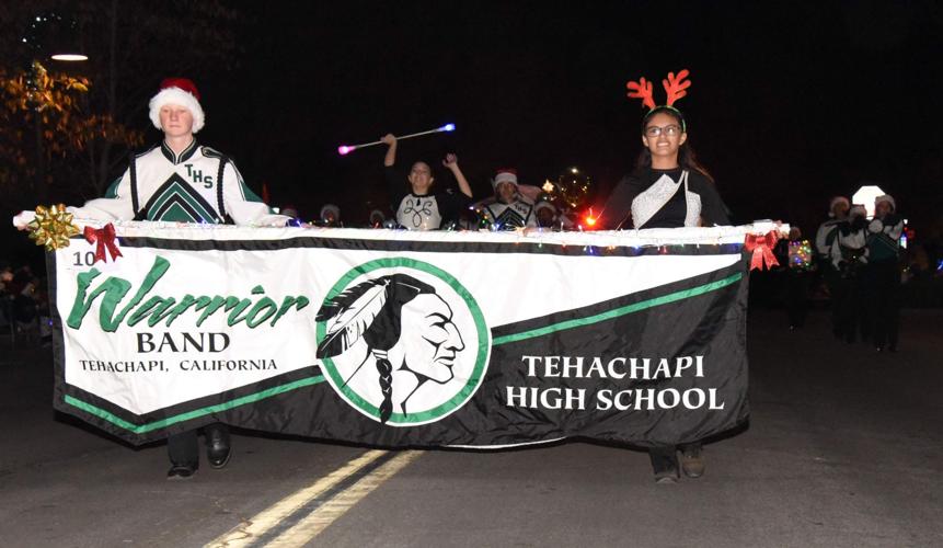 PHOTO GALLERY Christmas Parade spreads holiday cheer in Tehachapi