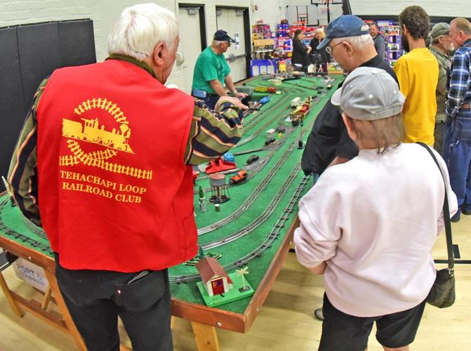 Tehachapi Loop Train Model Model train club highballs into spring | Lifestyle | tehachapinews.com