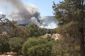 Death confirmed in airplane crash, fire remains out of control | News ...