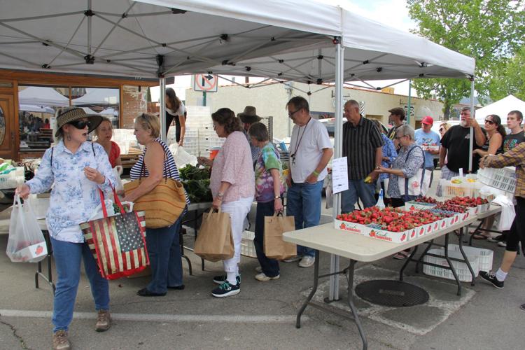 Visitor Guide Farmers markets feature bounty of the Tehachapi Valley