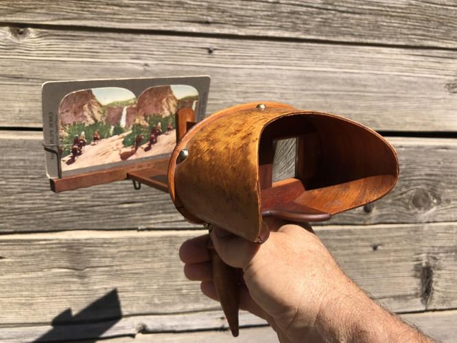 Stéréo-Revue Roll Film Stereoscope | 1900s France - Vintage 3D