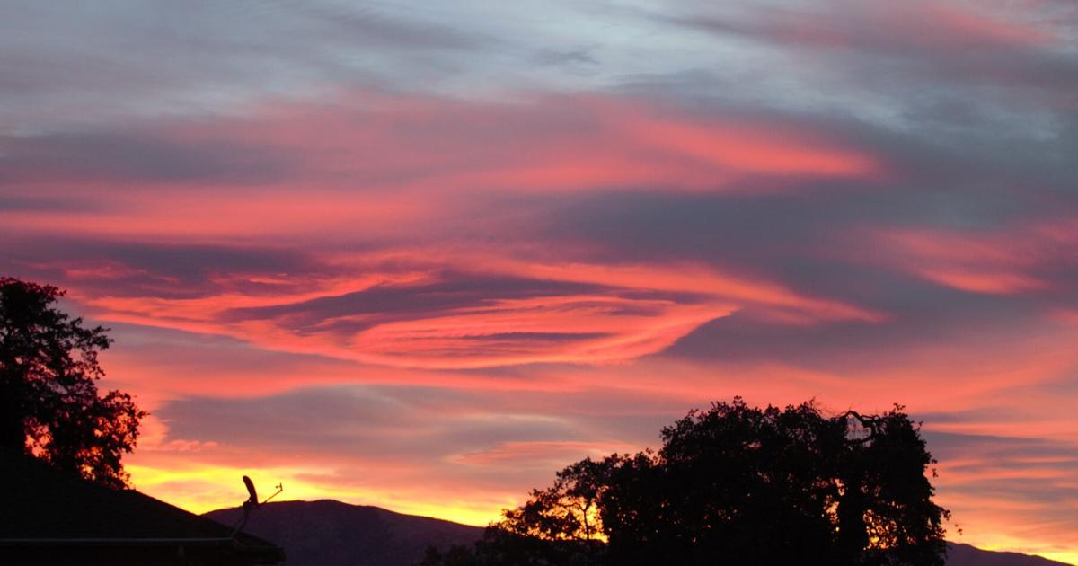 Natural Sightings: Starting the day with a glorious sky | Lifestyle ...