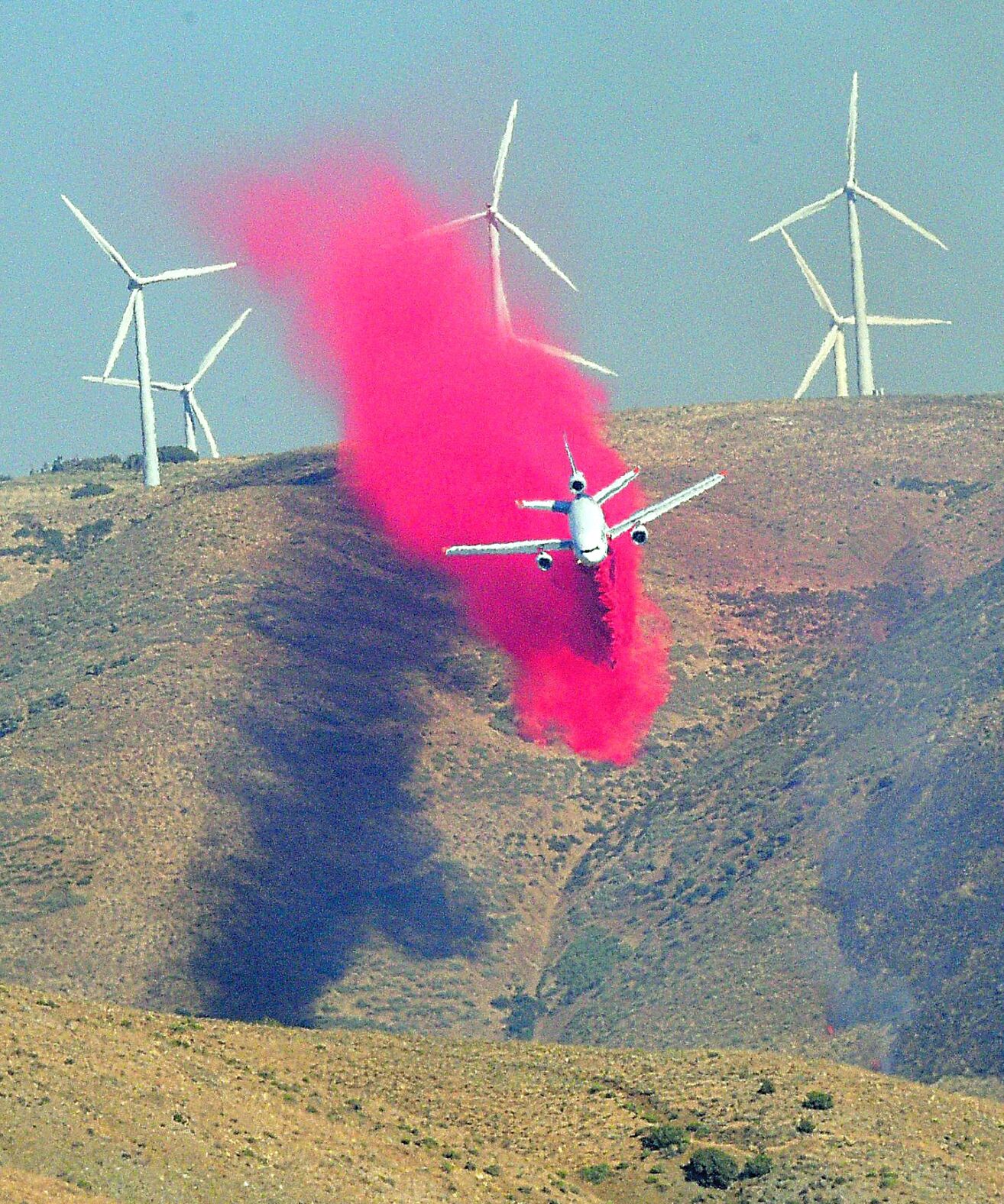PHOTO GALLERY: Wildfires break out near Tehachapi | News