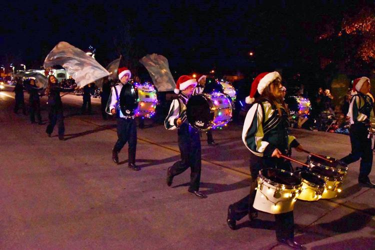 PHOTO GALLERY Young and old delight in Tehachapi's Christmas Parade